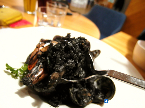 這里 Cafe & Restaurant:〖台中│美食〗這里 Cafe & Restaurant ❤ 咖啡輕食料理&親子友善餐廳,甜點超讚,還有平價又美味的商業午餐唷~~