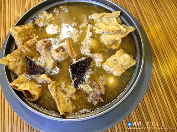 帝王食補薑母鴨:〖台中│美食〗帝王食補(進化北店) ❤ 堅持一斤鴨加四兩薑,成就完美帝王比例,冬天滋補,經典美味!!