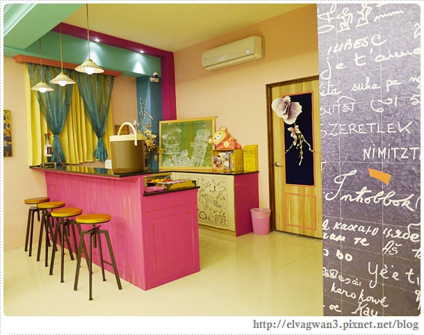 台南民宿-安平民宿-台南安平民宿推薦-浮雲遊子-安平老街-安平樹屋-T bike-台南劍獅-台南旅遊-工業風-鄉村風-卡通房台漆線-21-461-1