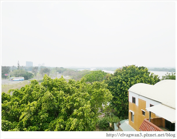 台南民宿-安平民宿-台南安平民宿推薦-浮雲遊子-安平老街-安平樹屋-T bike-台南劍獅-台南旅遊-工業風-鄉村風-卡通房台漆線-32-230-1