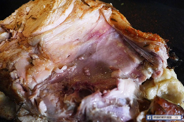 Coffee Please By Mastro:◆台北中山【Coffee Please By Mastro】多汁嫩香烤半雞超正點。台北義式餐廳。台北約會餐廳。復興北路美食。捷運南京復興美食