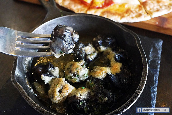 Coffee Please By Mastro:◆台北中山【Coffee Please By Mastro】多汁嫩香烤半雞超正點。台北義式餐廳。台北約會餐廳。復興北路美食。捷運南京復興美食