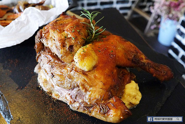 Coffee Please By Mastro:◆台北中山【Coffee Please By Mastro】多汁嫩香烤半雞超正點。台北義式餐廳。台北約會餐廳。復興北路美食。捷運南京復興美食