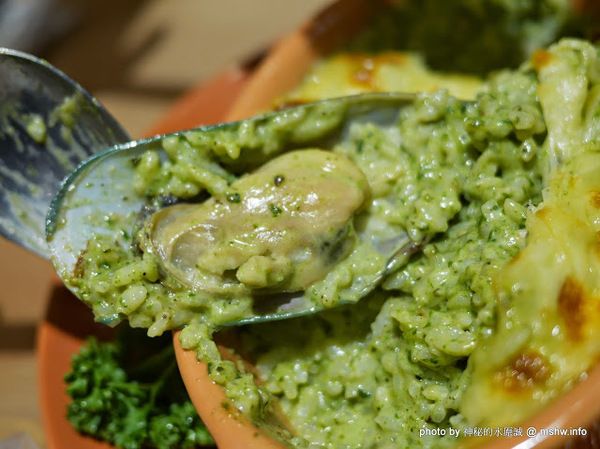 Mambo Burger慢堡(東海店):【食記】台中Mambo Burger 慢堡 (東海店)@龍井東海夜市捷運BRT東海別墅 : 口味與實力兼具, 值得慢慢品嘗的手作料理