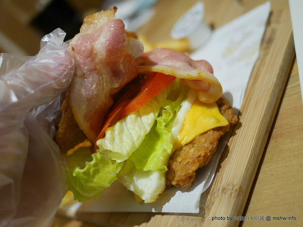 Mambo Burger慢堡(東海店):【食記】台中Mambo Burger 慢堡 (東海店)@龍井東海夜市捷運BRT東海別墅 : 口味與實力兼具, 值得慢慢品嘗的手作料理