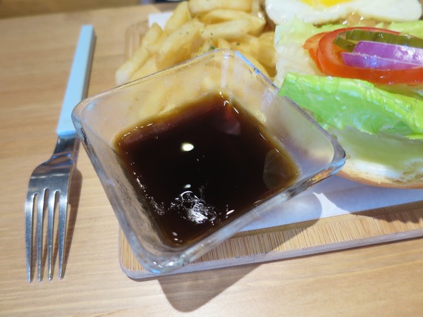 Mambo Burger慢堡(東海店)：在慢食的城堡裏輕食減壓.. Mambo Burger慢堡(東海店)