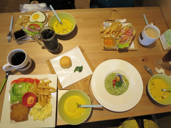 Mambo Burger慢堡(東海店)：在慢食的城堡裏輕食減壓.. Mambo Burger慢堡(東海店)