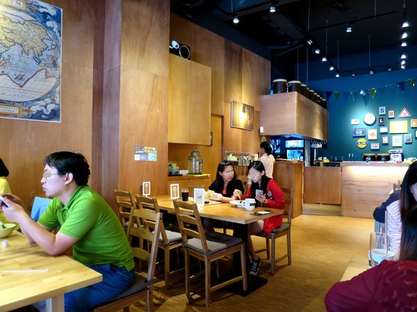 Mambo Burger慢堡(東海店)：在慢食的城堡裏輕食減壓.. Mambo Burger慢堡(東海店)