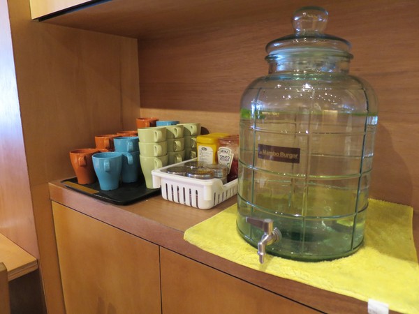 Mambo Burger慢堡(東海店)：在慢食的城堡裏輕食減壓.. Mambo Burger慢堡(東海店)