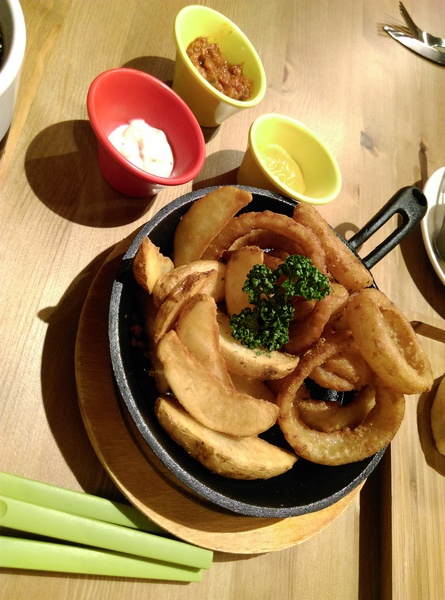 Mambo Burger慢堡(東海店):Mambo Burger慢堡(東海店) 大份量大滿足