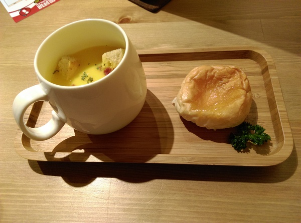 Mambo Burger慢堡(東海店):Mambo Burger慢堡(東海店) 大份量大滿足