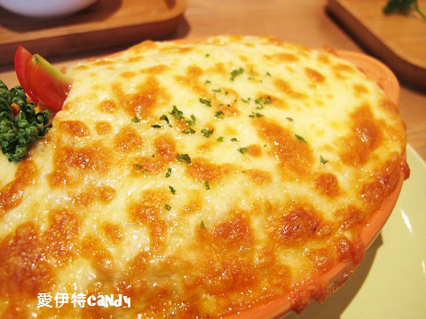 Mambo Burger慢堡(東海店):『台中東海_Mambo Burger慢堡(東海店)』緩慢的步調,讓你愜意度過美好的午餐時光~