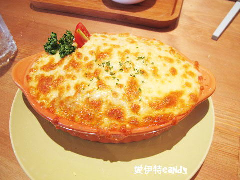 Mambo Burger慢堡(東海店):『台中東海_Mambo Burger慢堡(東海店)』緩慢的步調,讓你愜意度過美好的午餐時光~