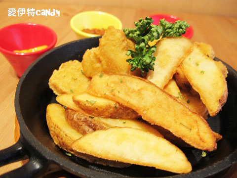 Mambo Burger慢堡(東海店):『台中東海_Mambo Burger慢堡(東海店)』緩慢的步調,讓你愜意度過美好的午餐時光~