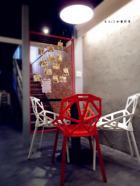 嘿堡哥美式火烤漢堡店HAH Burger：[台北] 口碑券體驗 嘿堡哥美式火烤漢堡店 HAH Burger  整個就是聊天好所在呀!