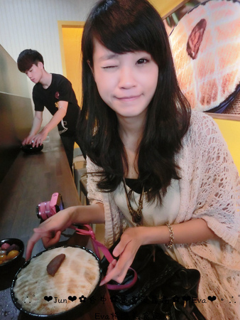 寶島菠蘿團(台中一中店)：【遊記】oO。台中 一中街 寶島菠蘿團 　 傳統又美味的挫冰，是夏天的一大選擇～。o○。