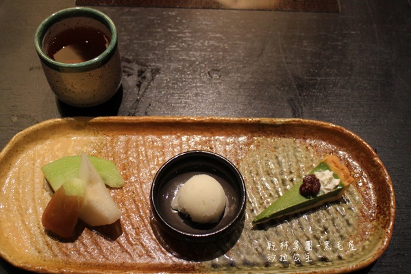 黑毛屋(南港中信店):南港‧涮涮鍋『乾杯黑毛屋 澳洲和牛鍋物專門店』南港中信店新開幕