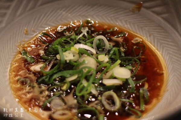 黑毛屋(南港中信店):南港‧涮涮鍋『乾杯黑毛屋 澳洲和牛鍋物專門店』南港中信店新開幕