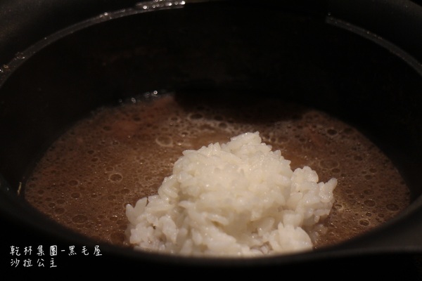 黑毛屋(南港中信店):南港‧涮涮鍋『乾杯黑毛屋 澳洲和牛鍋物專門店』南港中信店新開幕