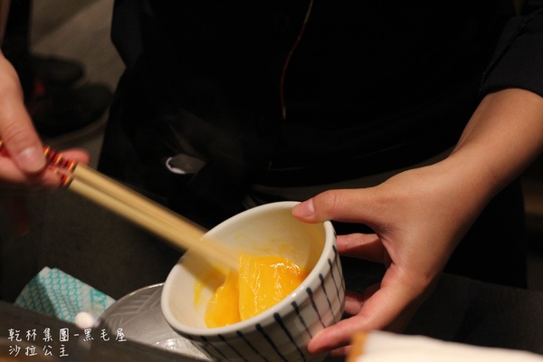 黑毛屋(南港中信店):南港‧涮涮鍋『乾杯黑毛屋 澳洲和牛鍋物專門店』南港中信店新開幕