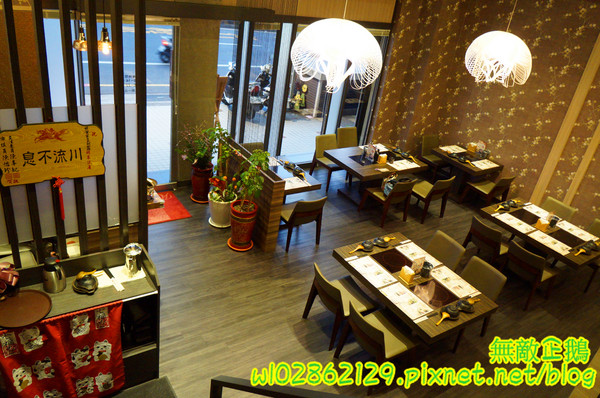 cm20151006___6e0c53d028bf6d55f0dd4b4e223