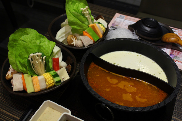 熊賀家日式涮涮鍋：[台南]天冷吃個鍋 熊賀家日式涮涮鍋