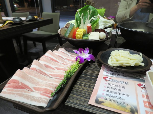 熊賀家日式涮涮鍋：領略真材實料的層次風味~ .. 熊賀家日式涮涮鍋