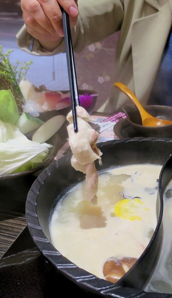 熊賀家日式涮涮鍋：領略真材實料的層次風味~ .. 熊賀家日式涮涮鍋