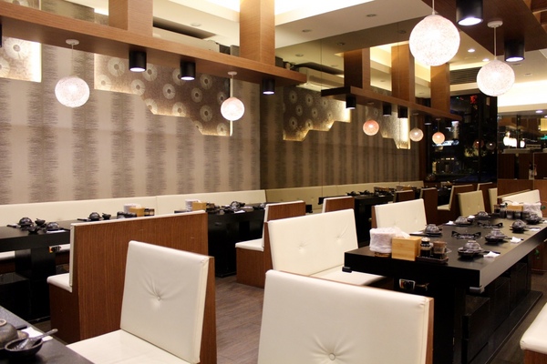 御品饗：[台南]家族朋友聚會 道地好味道 粵式煲鍋+港式煲仔飯 御品饗