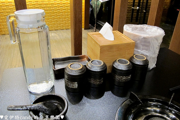 御品饗：『台南中西區_御品饗煲鍋』激推的胡椒豬肚雞煲湯！配上限量野生沙公，暖暖好舒服~