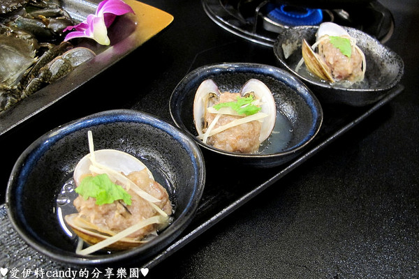 御品饗：『台南中西區_御品饗煲鍋』激推的胡椒豬肚雞煲湯！配上限量野生沙公，暖暖好舒服~