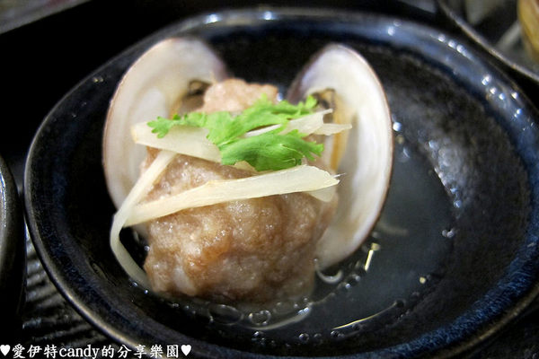 御品饗：『台南中西區_御品饗煲鍋』激推的胡椒豬肚雞煲湯！配上限量野生沙公，暖暖好舒服~