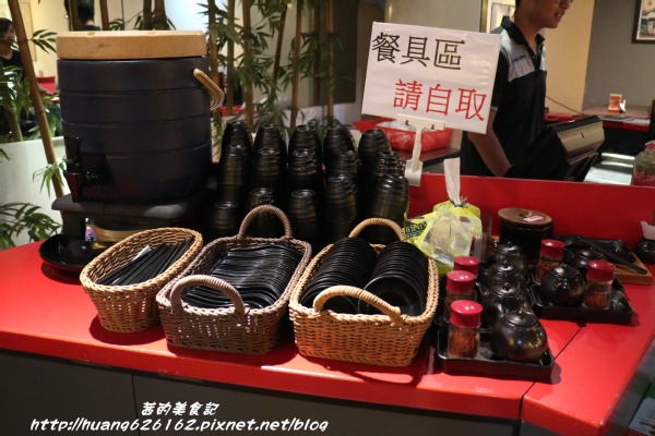 花漁新和風料理:【 台北大安區】大安站平價日式料理『花漁新和風料理 』食材新鮮CP值高 推薦超值套餐/定食/丼飯