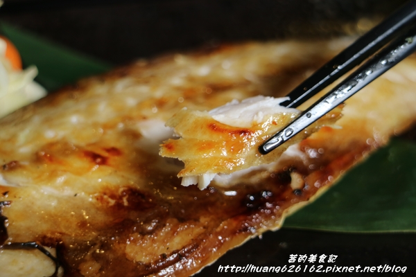 花漁新和風料理:【 台北大安區】大安站平價日式料理『花漁新和風料理 』食材新鮮CP值高 推薦超值套餐/定食/丼飯