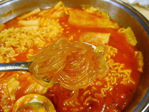 Tigertopoki泰一格 韓國年糕火鍋(阪急百貨)：[OpenRice新店快閃大隊] 正宗韓式年糕火鍋 泰一格 - Running Man李光洙代言~