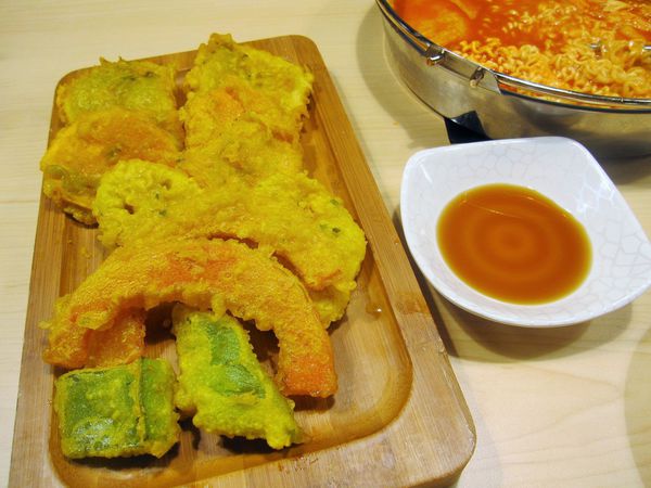 Tigertopoki泰一格 韓國年糕火鍋(阪急百貨)：[OpenRice新店快閃大隊] 正宗韓式年糕火鍋 泰一格 - Running Man李光洙代言~