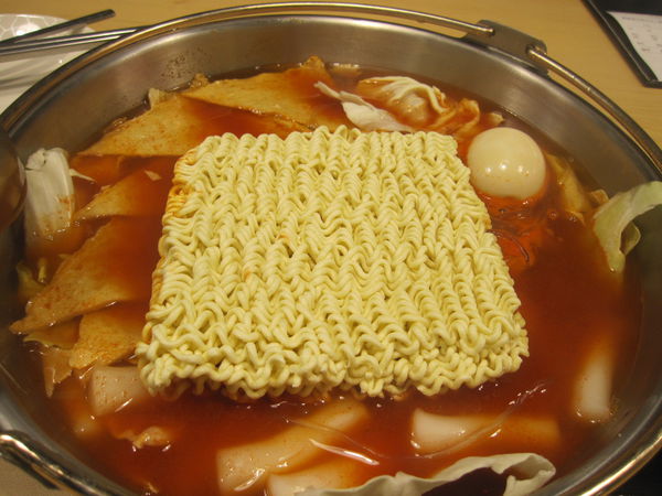 Tigertopoki泰一格 韓國年糕火鍋(阪急百貨)：[OpenRice新店快閃大隊] 正宗韓式年糕火鍋 泰一格 - Running Man李光洙代言~