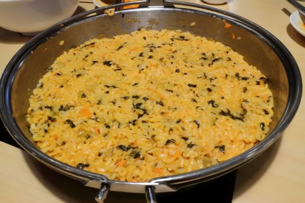 Tigertopoki泰一格 韓國年糕火鍋(阪急百貨):【台北信義.美食 】Tigertopoki泰一格 韓國年糕火鍋 ☆ 一鍋兩吃辣得過癮