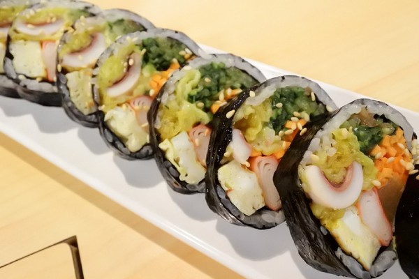 Tigertopoki泰一格 韓國年糕火鍋(阪急百貨):【台北信義.美食 】Tigertopoki泰一格 韓國年糕火鍋 ☆ 一鍋兩吃辣得過癮