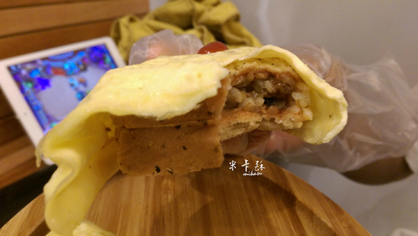 Bodis 手作三明治咖啡設計：【高雄/食﹡苓雅】蛋包飯三明治．中西合併超特別．Bodis 手作三明治咖啡設計