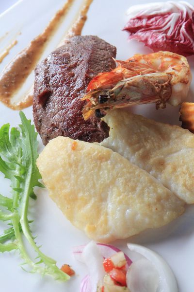 星辰牛排、捷運周邊美食、國父紀念館、大巨蛋、