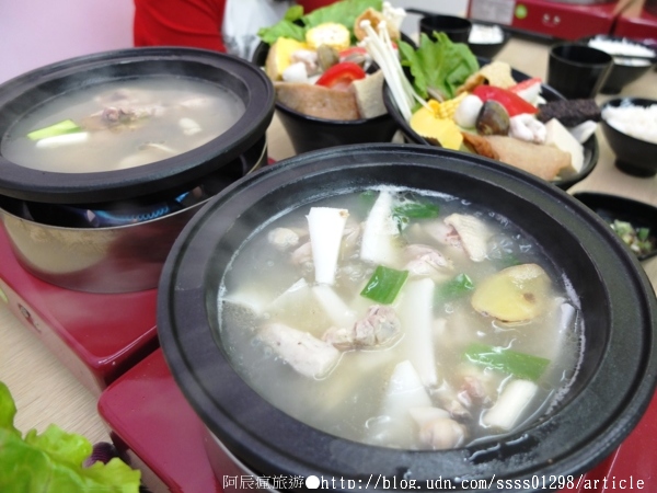 好日子迷你石頭火鍋:【美食特搜。屏東市】好日子迷你石頭火鍋(邀稿文)。百元鍋物 貓頭鷹主題 兒童遊戲室 親子餐廳特別推薦