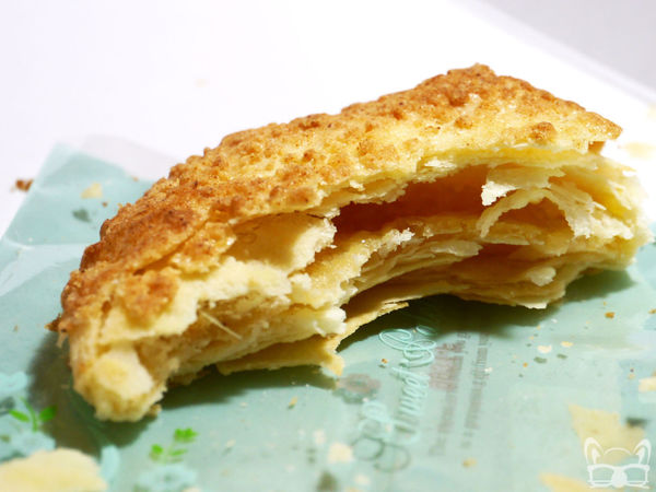 吉圓品伴手禮鮮餅鋪:多樣糕餅甜點。【吉圓品伴手禮鮮餅鋪】-結緣品。與糕餅甜點結緣囉!