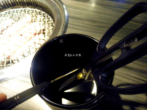 好客-音樂料理-現場LIVE演唱(市府店)：[台北]試吃 好客-音樂燒烤  一個適合聚餐又吃的好的地方! 東區唯一聽音樂燒烤的地方!