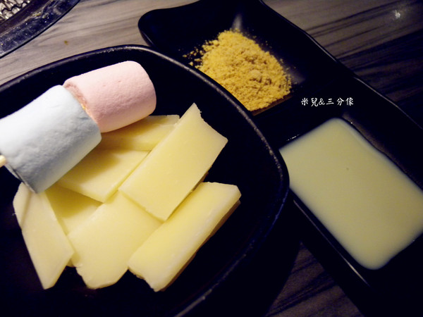 好客-音樂料理-現場LIVE演唱(市府店)：[台北]試吃 好客-音樂燒烤  一個適合聚餐又吃的好的地方! 東區唯一聽音樂燒烤的地方!