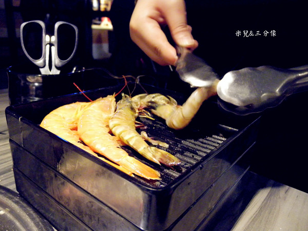 好客-音樂料理-現場LIVE演唱(市府店)：[台北]試吃 好客-音樂燒烤  一個適合聚餐又吃的好的地方! 東區唯一聽音樂燒烤的地方!