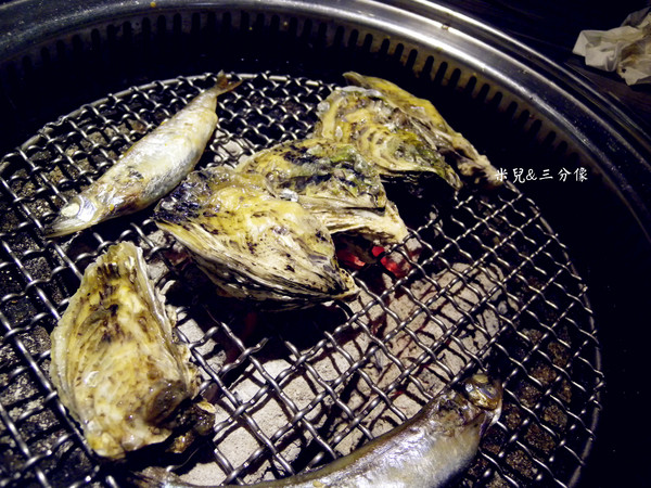 好客-音樂料理-現場LIVE演唱(市府店)：[台北]試吃 好客-音樂燒烤  一個適合聚餐又吃的好的地方! 東區唯一聽音樂燒烤的地方!