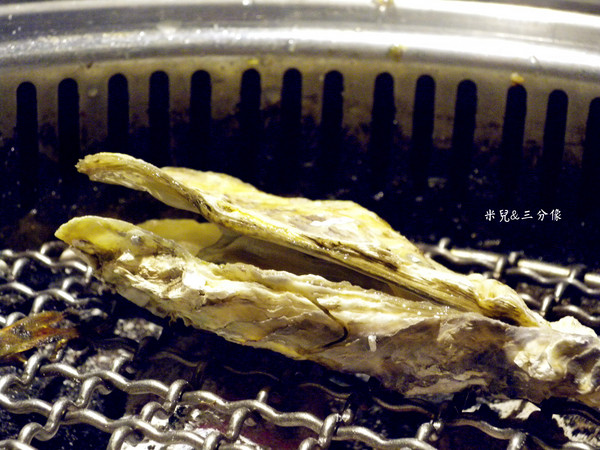 好客-音樂料理-現場LIVE演唱(市府店)：[台北]試吃 好客-音樂燒烤  一個適合聚餐又吃的好的地方! 東區唯一聽音樂燒烤的地方!