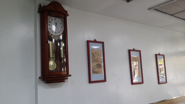 江家黃牛肉麵:(胖樺食記)永和中正路江家黃牛肉麵台北光復及天母亦有分店,牛肉麵餃子各色小菜一應俱全。