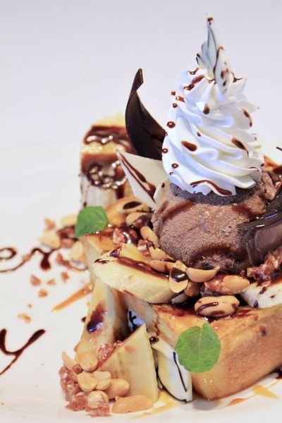 蔬食餐廳、午茶、花間蜜蔬食餐廳、國父紀念館、捷運周邊美食、下午茶、松菸、下午茶、蔬食、套餐、花間蜜、忠孝東路、輕食